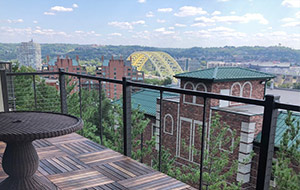 Designing Aluminum Railings For Residential and Commercial Applications